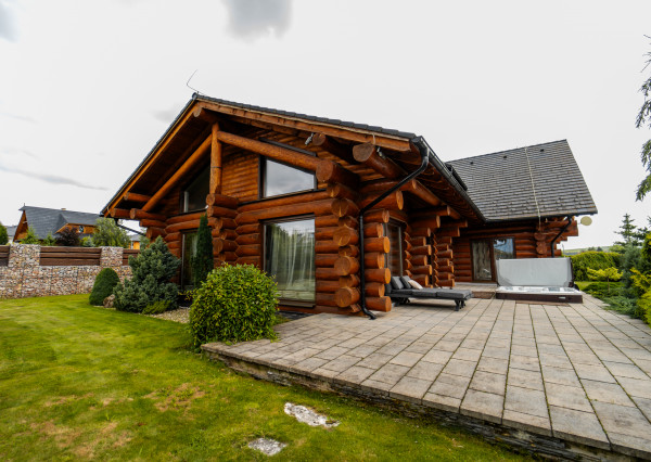 REZERVOVANÉ! Luxusný CHALET s nádhernými výhľadmi na TATRY